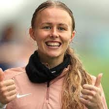 Hannah Hampton's Instagram, Twitter & Facebook