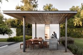 Refined and elegant, deliberate and thoughtful — with outdoor living fun. Ten Inspiring Outdoor Dining Spaces For Spring