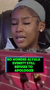 Aaliyah Everett Hand Gestures