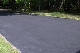 You use a heat source to liquify. How To Fix Cracks In A Driveway And Apply A Coat Of Sealant How Tos Diy