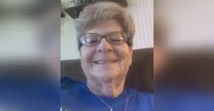 Lacey Warner's Instagram, Twitter & Facebook