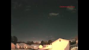 Marietta On Twitter A Meteor Lit Up The Sky Over St Louis Missouri Last Night With Reports Hearing Loud Booms The Meteor Shower Meteor Lights Night Skies