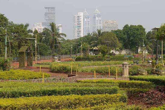 Hanging Garden of Mumbai | Best spot to chill in Mumbai