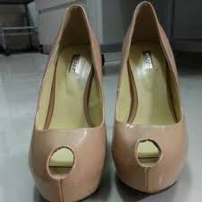 While all shoe sizes use a number to indicate the length of the shoe, they differ in exactly what they measure, what unit of measurement they use. Wedding Shoes Size 9 Shoes Carousell Malaysia