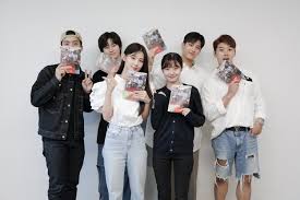 풍부한 lp사운드를 즐기는 이 곳 리플레이! Replay Will Be A Relatable Romance Story About The Dreams And Love Of 18 Year Olds During The Time When They Are Most Clumsy Replay Kim Min Korean Drama List