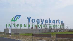 Lulusan sekolah pramugari/a akan menjadi cabincrew atau staff penerbangan. Disnakertrans Lowongan Kerja Bandara Yia Kulon Progo