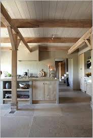 Couleur De Cuisine Peinte Bois Et Poutre Poutre Bois Interieur De Ferme Maison Laure