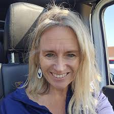 How much and who do you tip while in punta cana? I know tipping is  different everywhere and we tipped a lot in egypt so just wondered if its  similar there. Thanks |