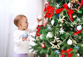 10 Tips On How To Baby Proof A Christmas Tree