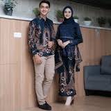 Terdapat banyak jenis pilihan baju couple yang bisa kamu dan pasangan kenakan untuk tampil ke sebuah acara. Harga Tunangan Couple Baju Terbaru Juli 2021 Biggo Indonesia