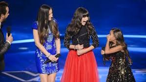Il donnera des conseils à chacun des finalistes et sera également présent au cours de la soirée pour chanter avec eux. The Voice Kids Grand Finale 2014 Ten Year Old Alexa Wins