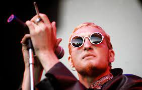 Layne thomas staley was born in kirkland, washington. Alice In Chains Pay Tribute To The Late Layne Staley On His 50th Birthday