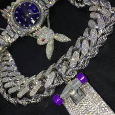 158 Likes 2 Comments Adam Preszcator Aadmap On Instagram Aadmap Repost From Justavianne C A R T I Jewelry By Brand Girly Jewelry Luxury Jewelry