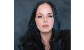 Daphne Ewing's Instagram, Twitter & Facebook