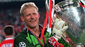 Peter schmeichel (soccer player) was born on the 18th of november, 1963. Das Finale 1999 Schmeichels Schwanengesang Uefa Champions League Uefa Com