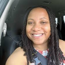 Towanna Mitchell's Instagram, Twitter & Facebook