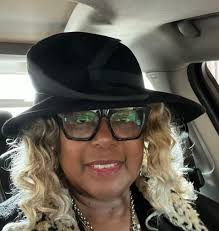 Good morning Hat Divas. Let us pray one for the other today.