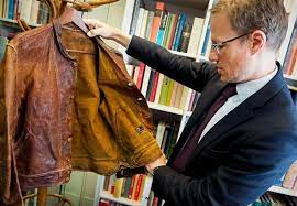 Thomas Venning 5 Minutes With Einstein S Leather Jacket Jackets Albert Einstein Einstein