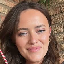 Ellen Dunleavy (@DNLYLN)