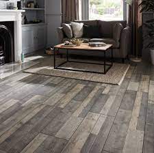 revetement de sol stratifie a clipser sol stratifie revetement sol plancher bois massif