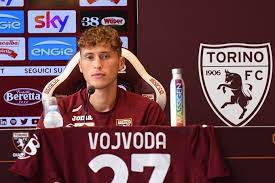 1 februar 1995 (26 jahre alt). Footballitalia On Twitter Mergim Vojvoda Explains He Chose Torino Ahead Of Other Contenders Such As Atalanta For Their History And This Is A Big Step Up From Standard Liege Https T Co Vuieepqqov Torino Atalanta