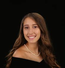 Alyssa Valdez's educational background She graduated with honors in  Business Administration from the University of Santo Tomas in 2018.  However, other sources indicate she studied AB Psychology at Ateneo de  Manila University.