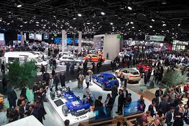 Actu24 en a fait le tour et a rencontré ses miss aux lignes toujours aussi sensuelles et explosives. Automobile Le Salon Geant De Francfort Douche Par La Crise Automobile