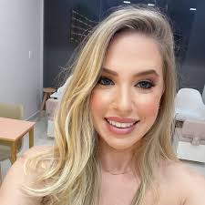 Natália Timo Leite (@nathytimo) • Instagram photos and videos