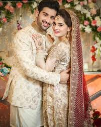 This Pose Indian Wedding Photography Couples Indian Wedding Photography Poses Wedding Couple Poses