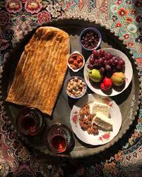 Dreamy Life Sisi On Instagram سلام سلام صبحتون بخیر بهترین ها کیا مثل من عاشق نون پنیرن بنظر من که نون بربری داغ و پنیر و چای شیر Food Food Design Breakfast