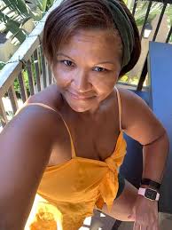 Today's blessing ladies bless a guy here with 2k for his haircut guys bless  a lady with 4k for her weaving, let's go