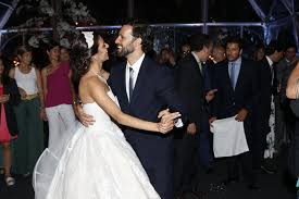 O casamento aconteceu na igreja matriz santa maria em óbidos. Caras Cuca Roseta E Joao Lapa No Dia Do Seu Casamento O Nosso Amor E Genuino