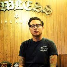 Sabbath burger varian standar di lawless burger ini kamu bisa mencoba sabbath burger yang tersedia dalam versi single patty dengan rp 52.000 atau double patty dengan harga rp 63.000. Abdul Gofar Hilman Lawless Jakarta Blackxperience Com