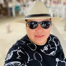 Elizabeth Sigala's Instagram, Twitter & Facebook