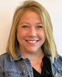 Suzanne Decarolis's Instagram, Twitter & Facebook