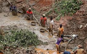 Secara geologi negara indonesia merupakan daerah yang banyak sekali terdapat adanya gunung purba. 27 Maut Dalam Insiden Lombong Emas Runtuh Di Congo Free Malaysia Today Fmt