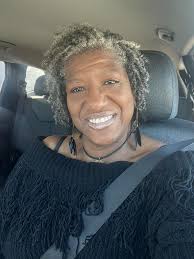 Nearby salons specializing in locs/twists