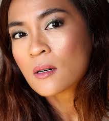 A Green, Brown and Gold Eye of the Day With the Be Merry Palette by Too  Faced Cosmetics