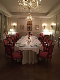 Simple Fit Table Skirting Hotel Le Bristol A Quick And Effective Way To Dress Your Tables With No N Restaurant Tables Wedding Top Table Dressing Your Table