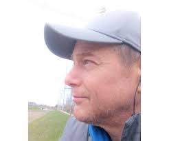 Brian Laskowski's Instagram, Twitter & Facebook