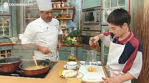 📍20800 zarautz ☎️ 943130000 www.hotelka.com. Debut Televisivo De Joseba Arguinano Junto A Su Padre Hace 20 Anos Youtube
