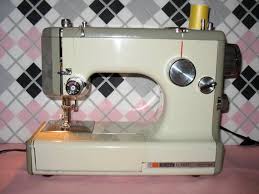 This model features a fast sewing speed, an automatic needle threader and a huge selection of stitches. Sears Kenmore 158 10401 Model 1040 Sewing Machine A Review Stitch Nerd