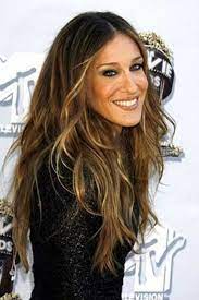 30 Long Hairstyles For Women Over 40 Peinado Y Maquillaje Color De Pelo Reflejos En Pelo Oscuro