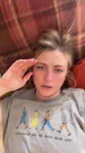 Rebekah (@rebekahreads)