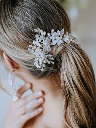 It is light in weight and would simply provide as an elegant hair piece. Bridal Hair Combs Wedding Veils Jewellery Headpieces Melbourne Shop