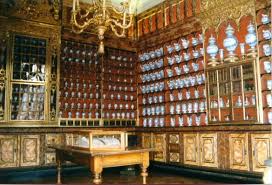 Apothicairerie De L Hopital Saint Jacques Besancon Apothicairerie Apothicaire Pharmacie
