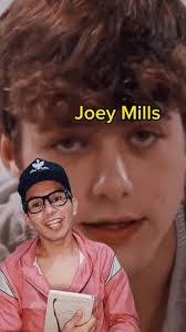 Abner Enriquez's Instagram, Twitter & Facebook