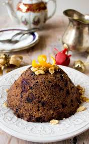 If you have a bunch of people who don't like fruit pudding but you still want to serve a christmassy looking dessert, this recipe is the one for you! Low Carb Christmas Pudding Sugar Free Londoner