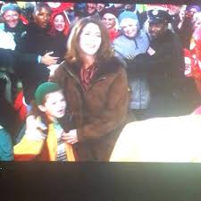 Arnold schwarzenegger is good in the film, and rita wilson delivers on the shallow character she's afforded by the script. Rita Wilson It S Jingle All The Way Season The Movie