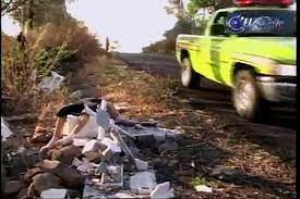 Resultado de un importante operativo y gracias a la colaboración de la gendarmería, la policía logró capturar bebidas alcohólicas en cantidad y pocas armas blancas. Donde Murio Sergio Gomez De K Paz De La Sierra Encuentran Cuerpo De Ejecutado Video Dailymotion